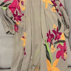 Chaco Floral Knit Top - Beige, Pink, Orange, Green